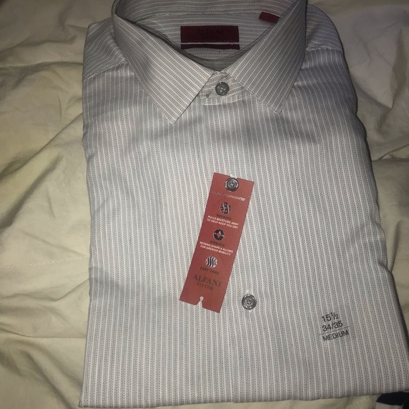 Lacoste L,alfani fitted 15.5, Ralph Lauren 42L - Picture 5 of 5